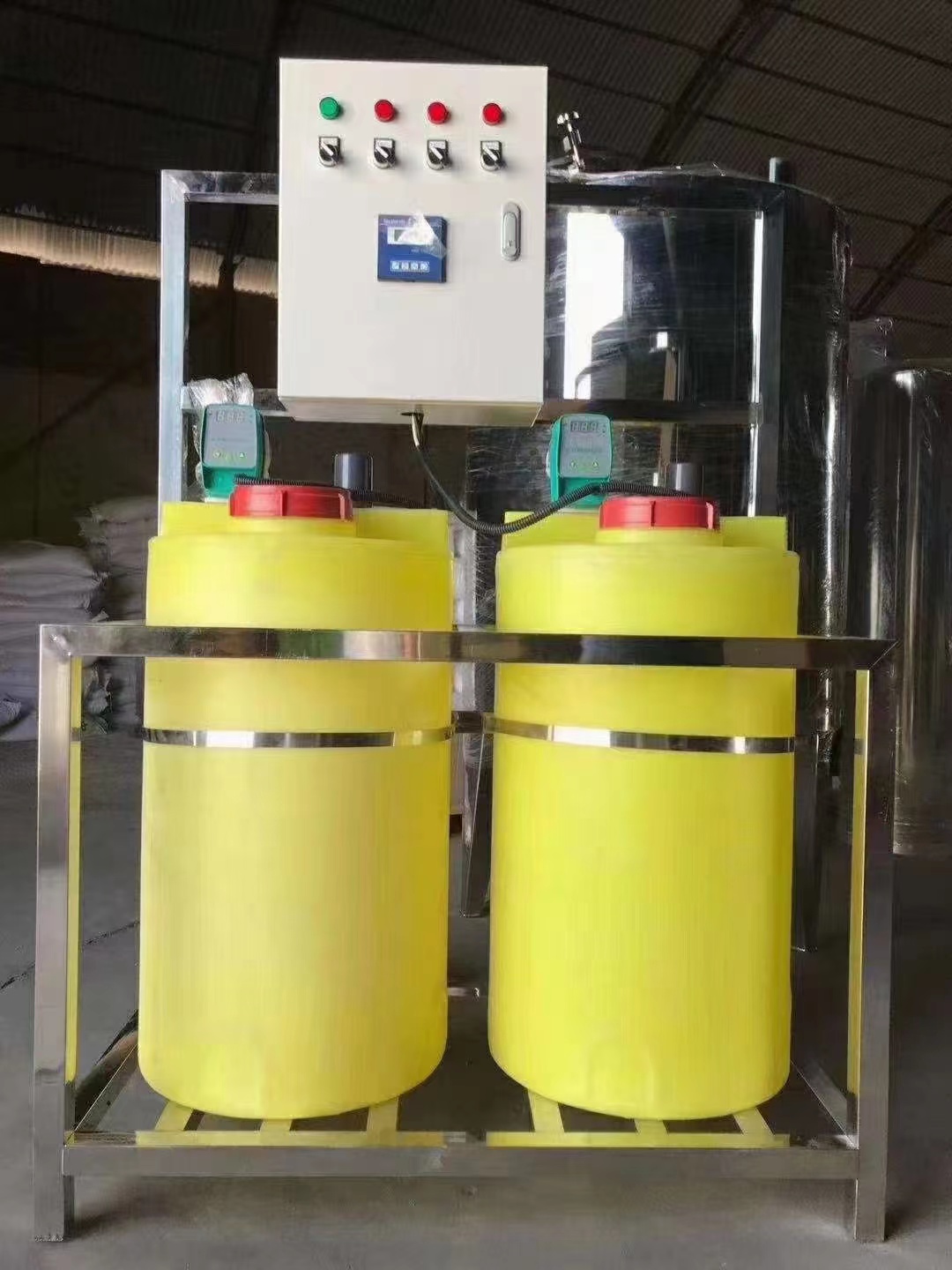 空调系统前端加药设备