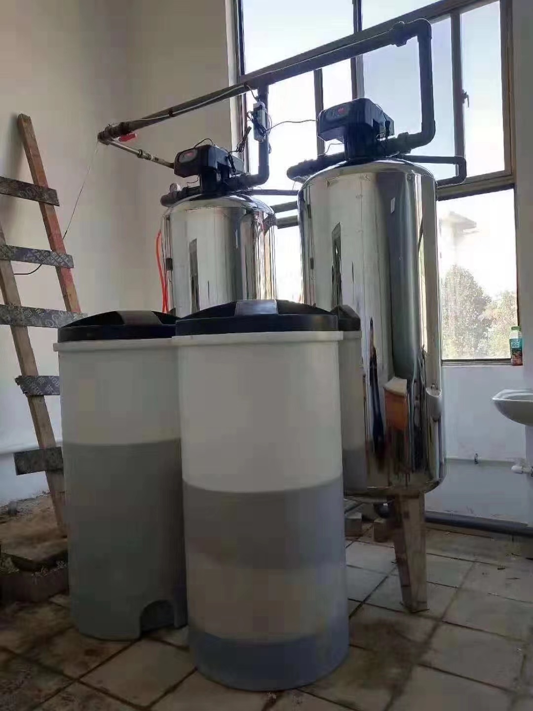 别墅用除硬度不锈钢软化水设备